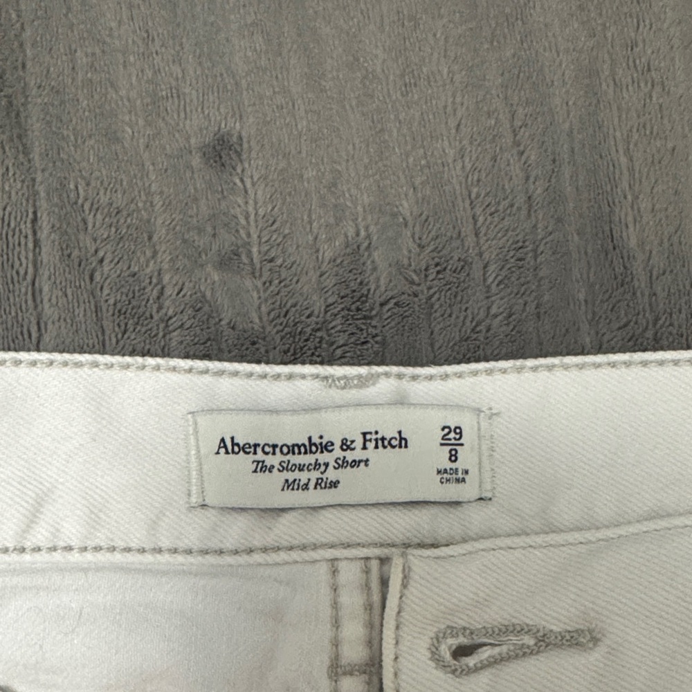 Abercrombie & Fitch Cream Mid Rise Shorts